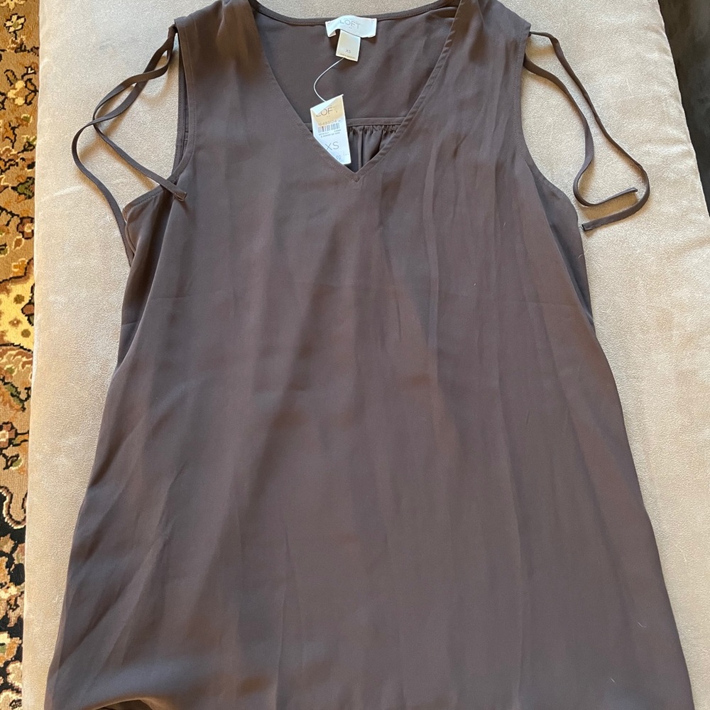 NWT LOFT Chiffon Tank